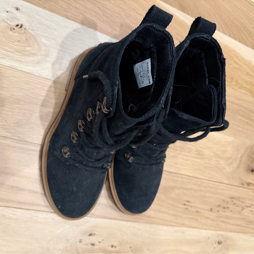 Black Lace-Up Boots